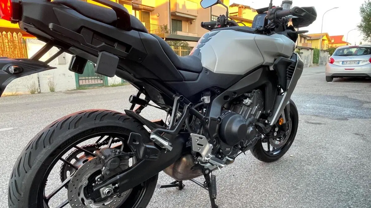 Yamaha Tracer 9 GT (2025 - 26)  (2)