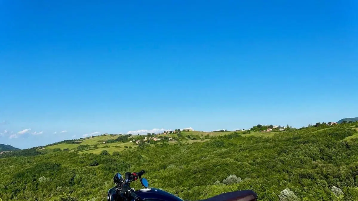 Ducati Scrambler 800 Nightshift (2025 - 26)  (4)