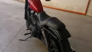 Harley-Davidson 883 R (2006 - 07) - XL 883R  (3)