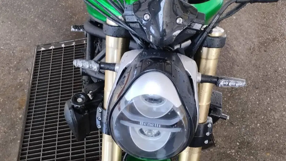 Benelli 752 S (2022 - 25)  (2)