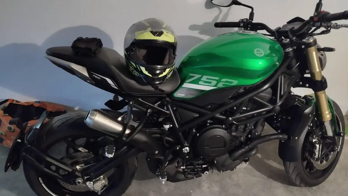 Benelli 752 S (2022 - 25)  (6)