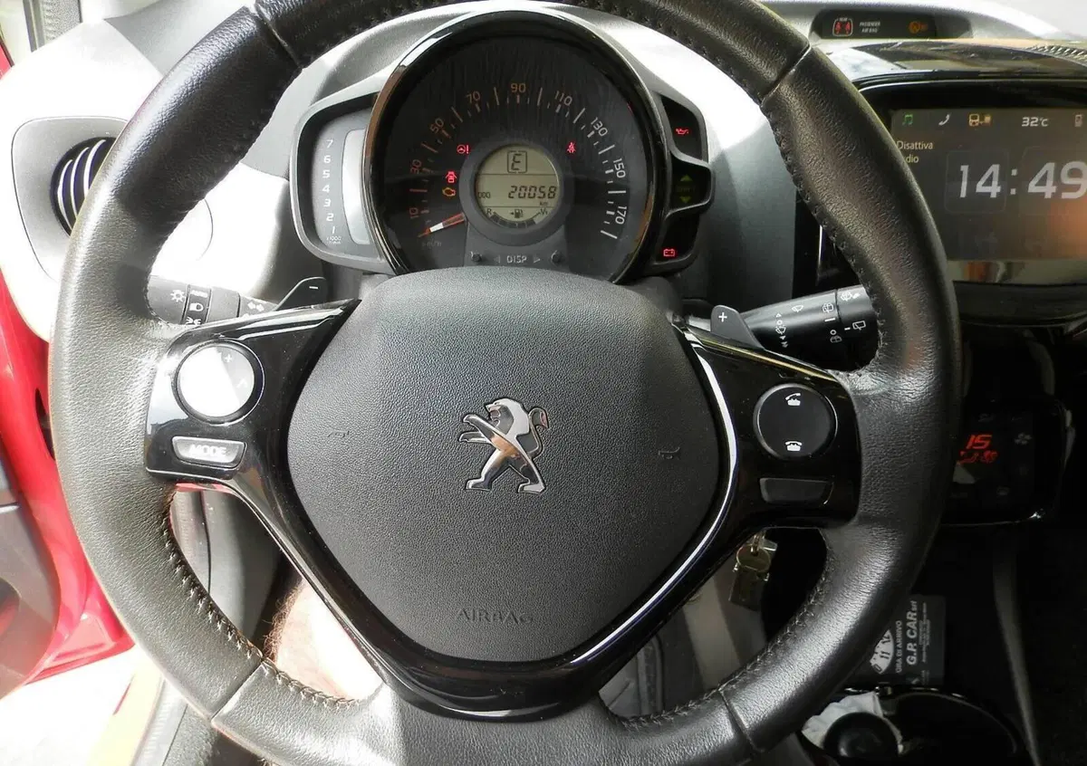 Peugeot 108 68 ETG 5 porte Allure TOP! (12)