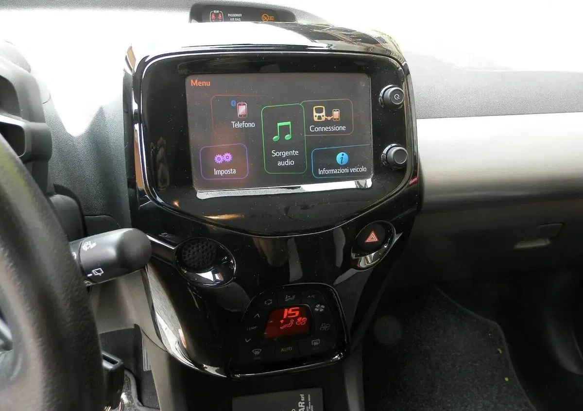 Peugeot 108 68 ETG 5 porte Allure TOP! (13)