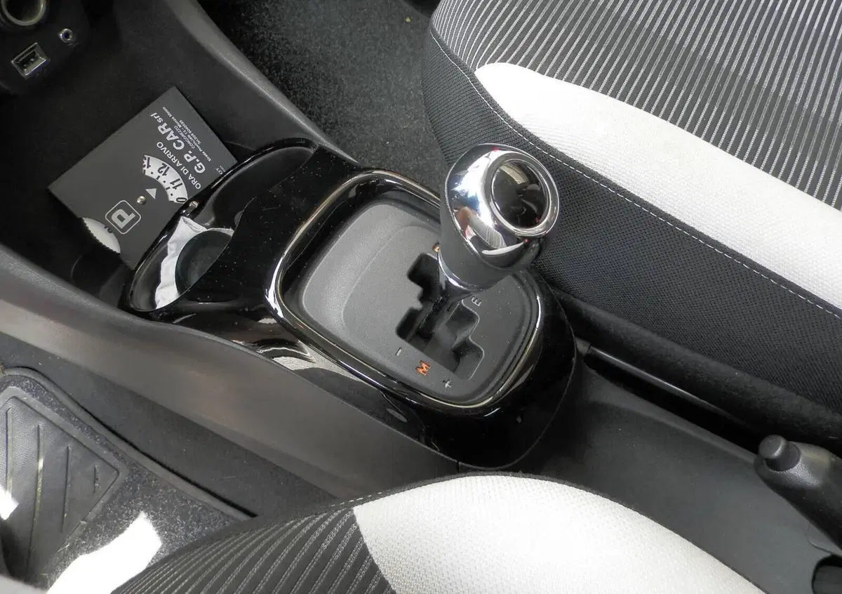 Peugeot 108 68 ETG 5 porte Allure TOP! (14)