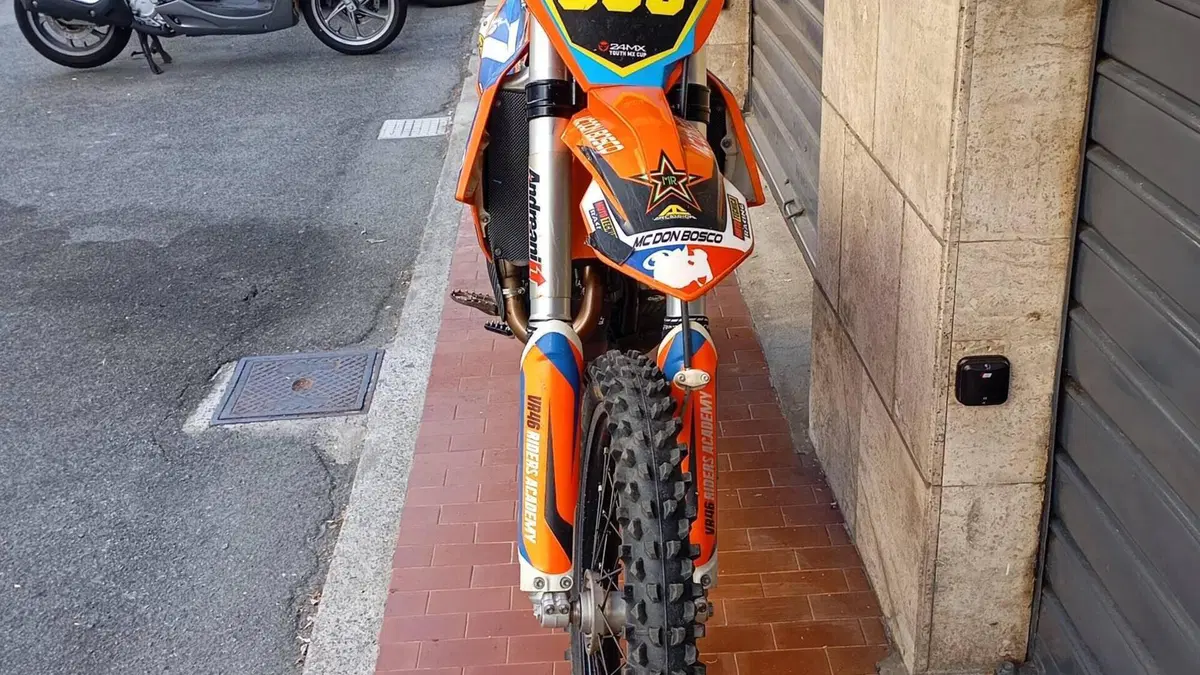 KTM 250 SX-F (2020)  (3)