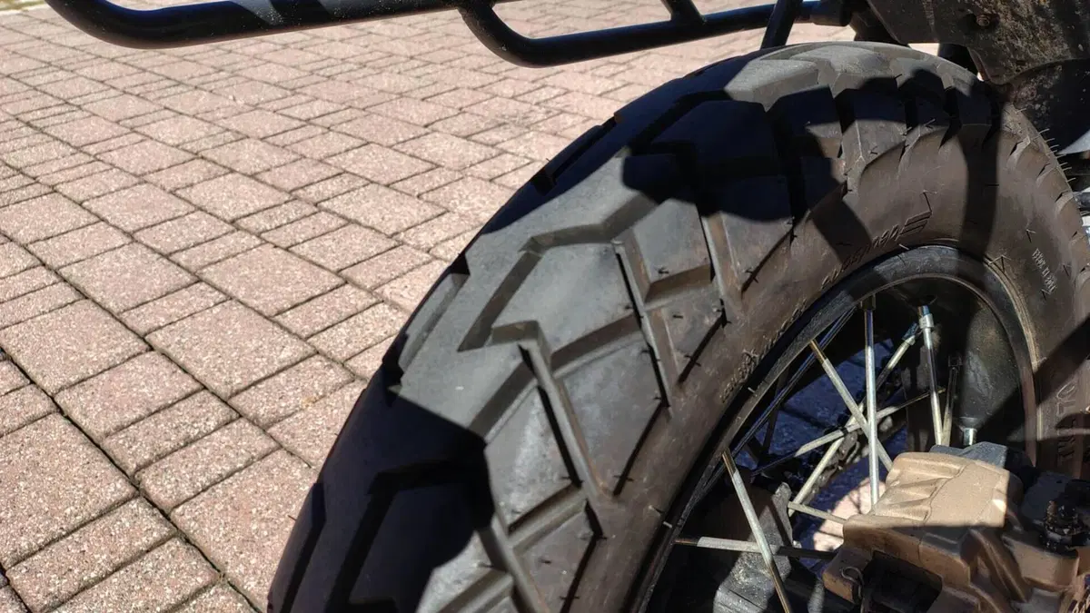 Royal Enfield Himalayan 411 (2017 - 20)  (6)