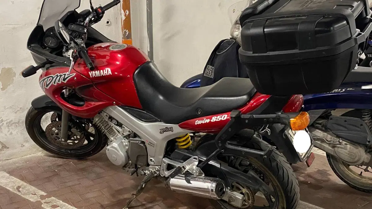 Yamaha TDM 850 (1996 - 01)  (4)