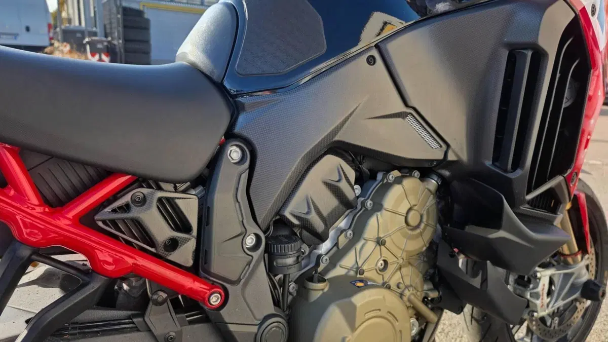 Ducati Multistrada V4 Pikes Peak (2021 - 24)  (4)
