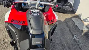 Ducati Multistrada V4 Pikes Peak (2021 - 24)  (10)