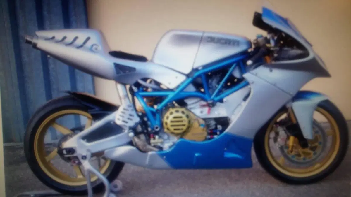 Ducati   (6)