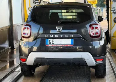 Dacia Duster 1.0 TCe 100 CV ECO-G 4x2 15th Anniversary (3)