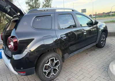 Dacia Duster 1.0 TCe 100 CV ECO-G 4x2 15th Anniversary (8)