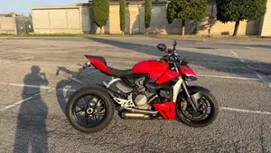 Ducati Streetfighter V2 (2022 - 24)  (2)