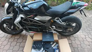 MV Agusta Brutale 990 R (2009 - 12)  (4)