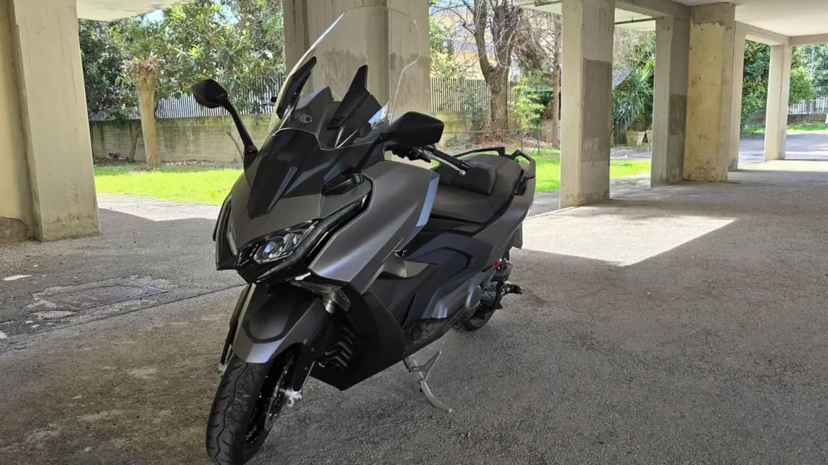Kymco AK 550 Premium (2023 - 25)  (2)