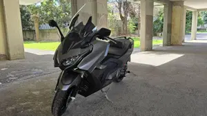 Kymco AK 550 Premium (2023 - 25)  (2)
