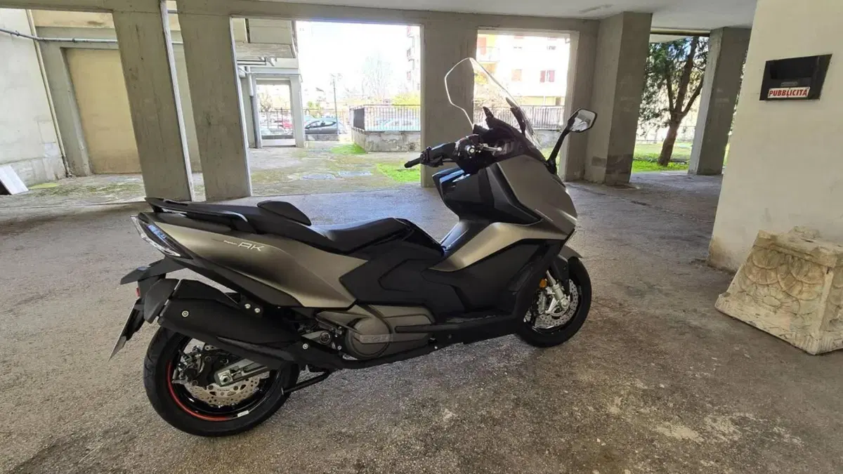 Kymco AK 550 Premium (2023 - 25)  (3)
