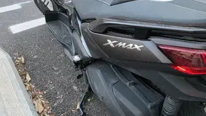 Yamaha X-Max 300 Tech Max (2025 - 26)  (4)