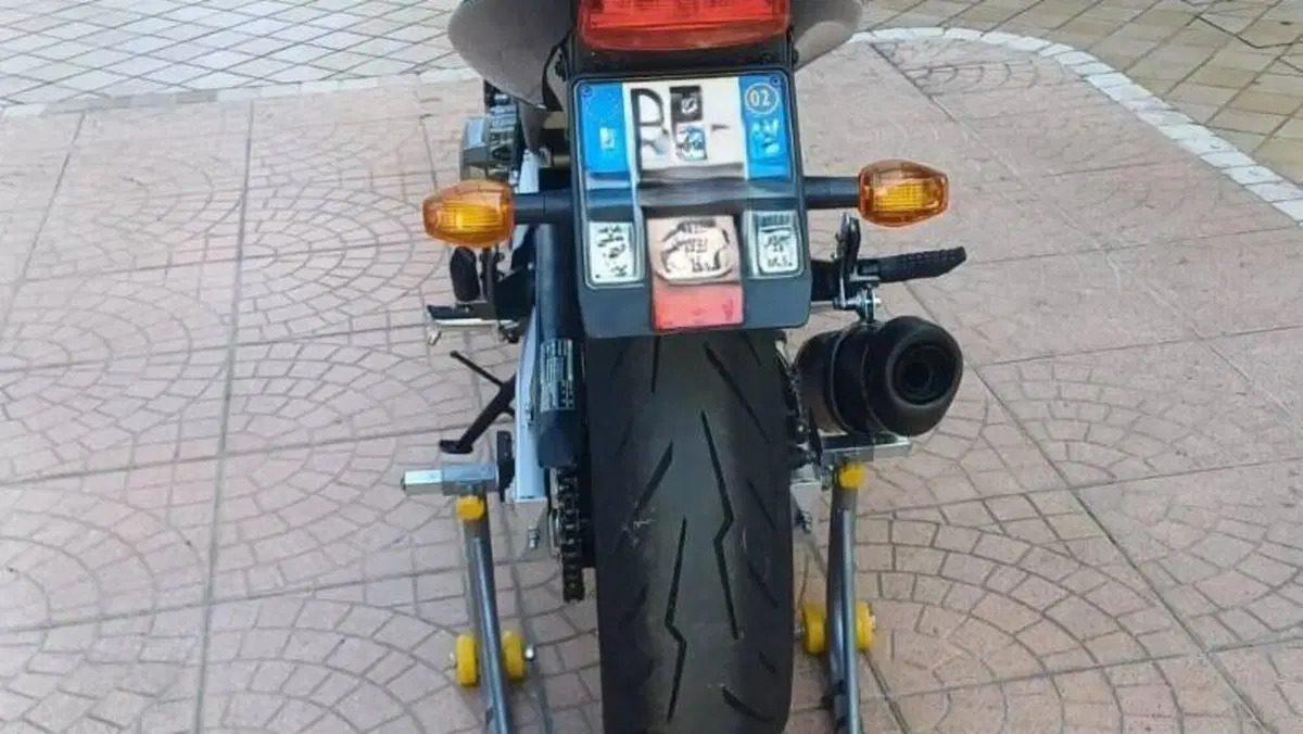 Honda Hornet 600 (2000 - 02)  (11)