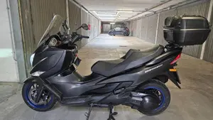 Suzuki Burgman 400 (2022 - 24) 