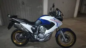 Honda Transalp XL 700 V (2007 - 13)  (2)