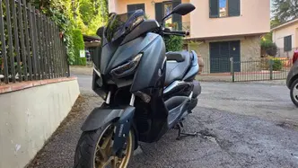 Yamaha X-Max 300 Tech Max (2021 - 24) usata