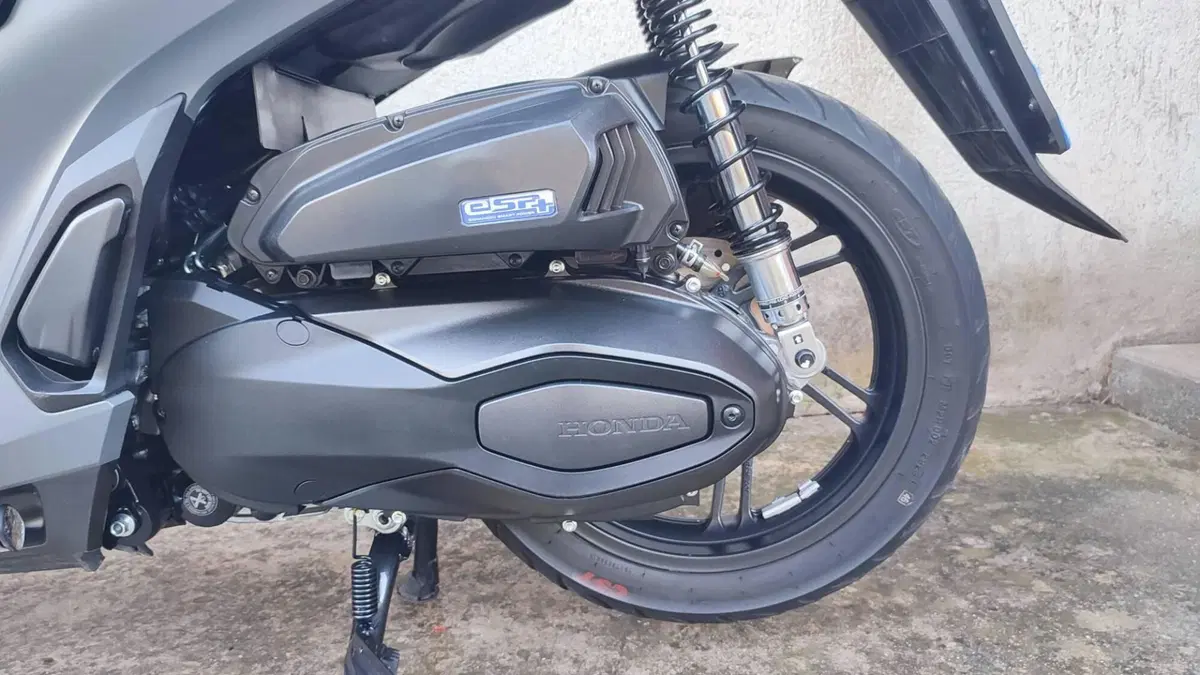 Honda SH 350i Sport (2025 - 26)  (8)