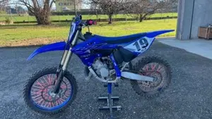Yamaha YZ 125 (2022) 