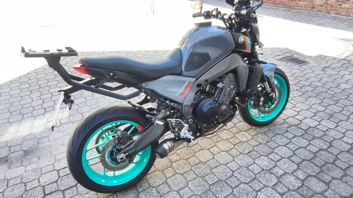 Yamaha MT-09 (2021 - 23)  (2)