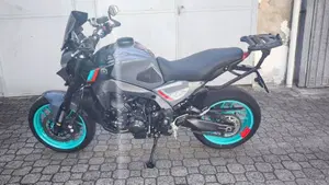 Yamaha MT-09 (2021 - 23)  (3)
