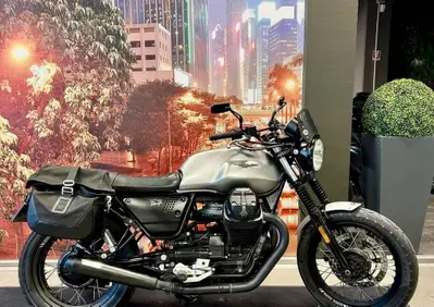 Moto Guzzi V7 III Rough (2018 - 20) - Annuncio 10102096