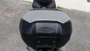 Honda ADV 350 (2022 - 24)  (3)