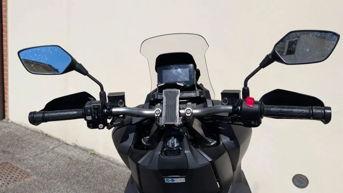 Honda ADV 350 (2022 - 24)  (4)
