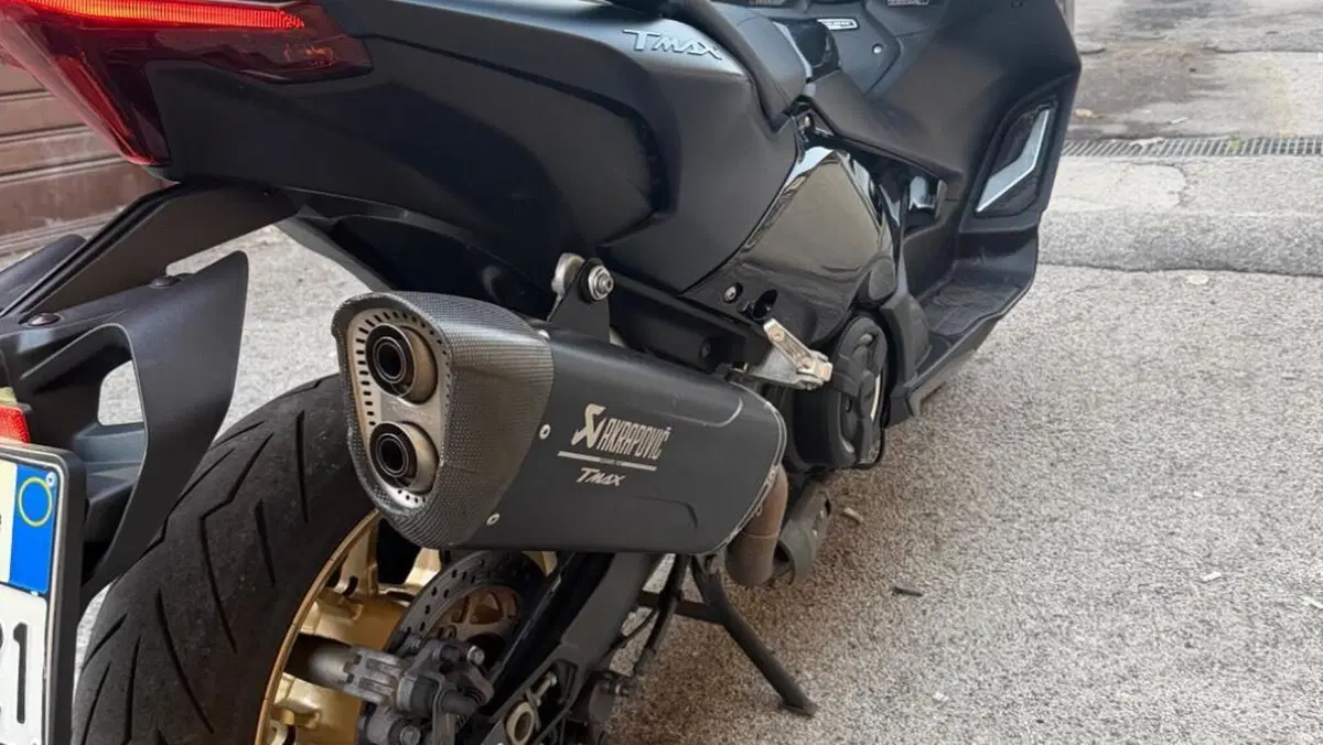 Yamaha T-Max 560 Tech Max (2022 - 24)  (7)