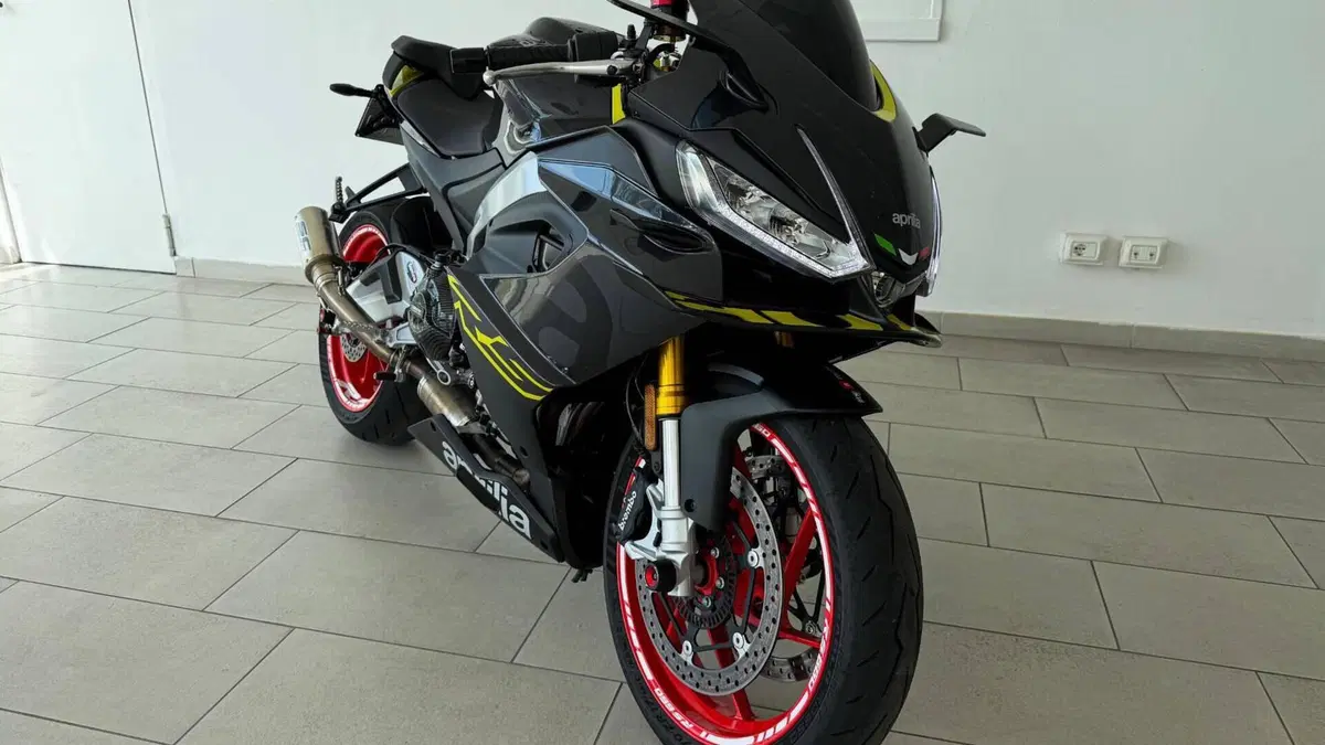 Aprilia RS 660 Factory (2025 - 26)  (2)
