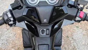 Honda Forza 300 Limited Edition ABS (2020)  (5)