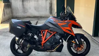 KTM 1290 Super Duke GT (2021 - 25) usata