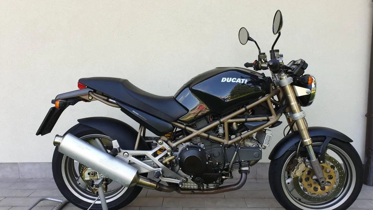 Ducati Monster 900 (1997 - 98)  (2)