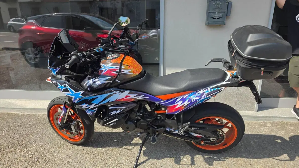 KTM 890 SMT (2023 - 25) 