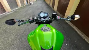 Kawasaki Z 750 (2007 - 14)  (3)