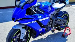 Yamaha YZF R1 (2020 - 25)  (3)