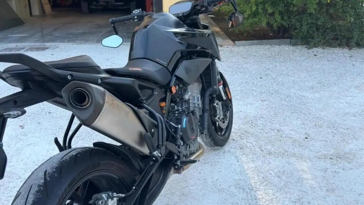 KTM 890 Duke (2021 - 23)  (3)