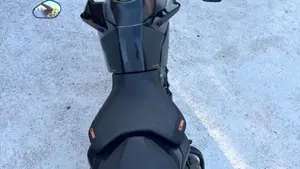 KTM 890 Duke (2021 - 23)  (4)