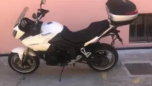 Triumph Tiger 1050 (2006 - 12)  (4)