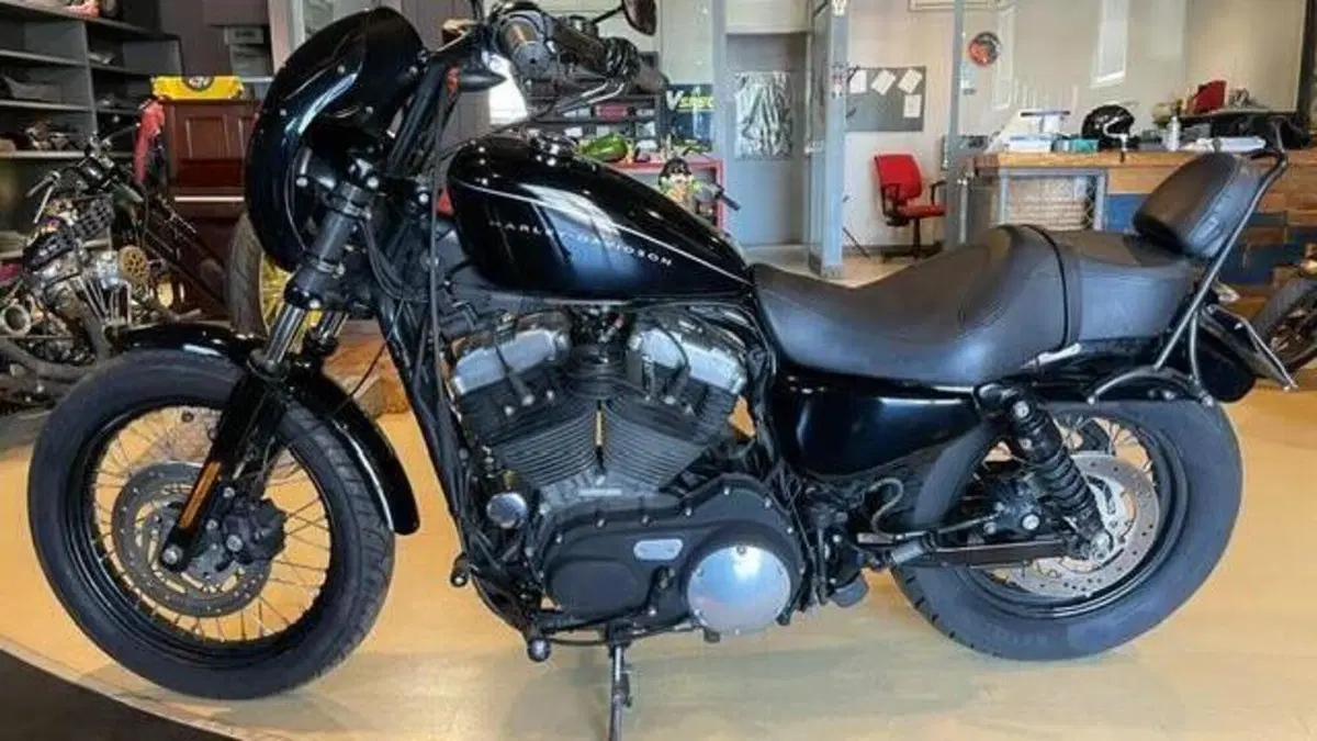 Harley-Davidson XL 1200N Nightster (2008 - 12) 