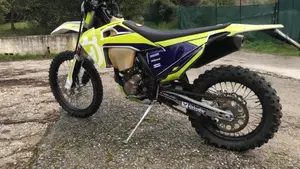 Husqvarna FE 250 (2020)  (2)