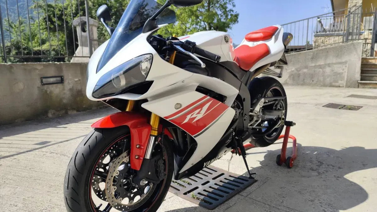 Yamaha YZF R1 (2007 - 08)  (5)