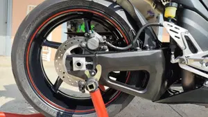 Yamaha YZF R1 (2007 - 08)  (12)