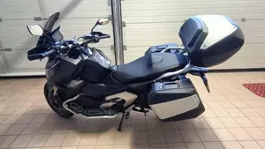 Honda X-ADV 750 DCT Travel (2021 - 24)  (3)