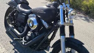 Harley-Davidson 1584 Street Bob (2008 - 15) - FXDB  (10)